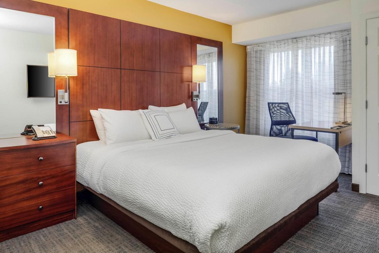 Residence Inn By Marriott Портсмут Экстерьер фото
